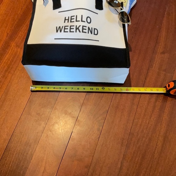 New Woman's Black & White Large Canvas Handle Bag Versatile Durable & Fun - Picture 5 of 7